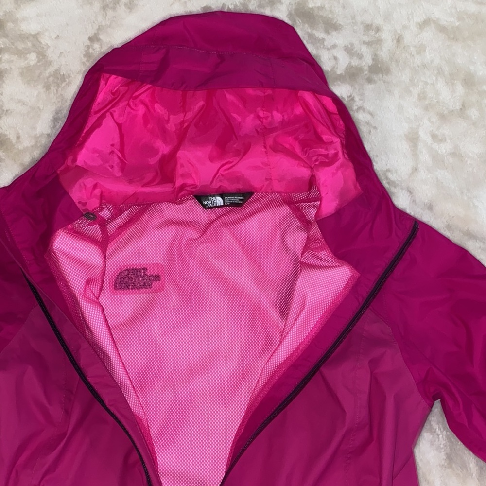 Pink North face windbreaker size small - Picture 3 of 9